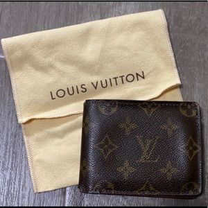 Louis Vuitton Monogram 3 Card Billfold Wallet